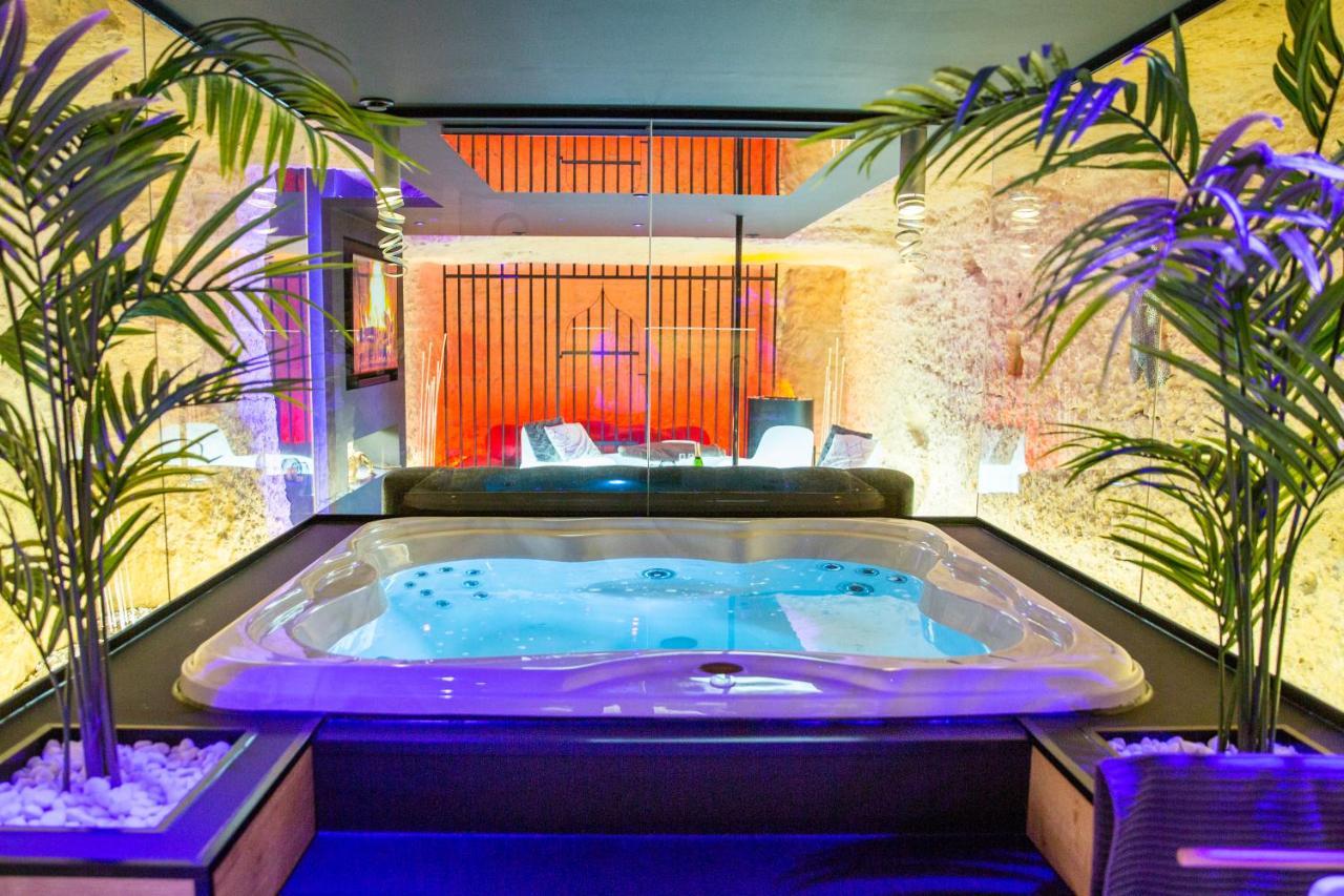Omira - Nuits D'Exception & Spa Tours Zewnętrze zdjęcie